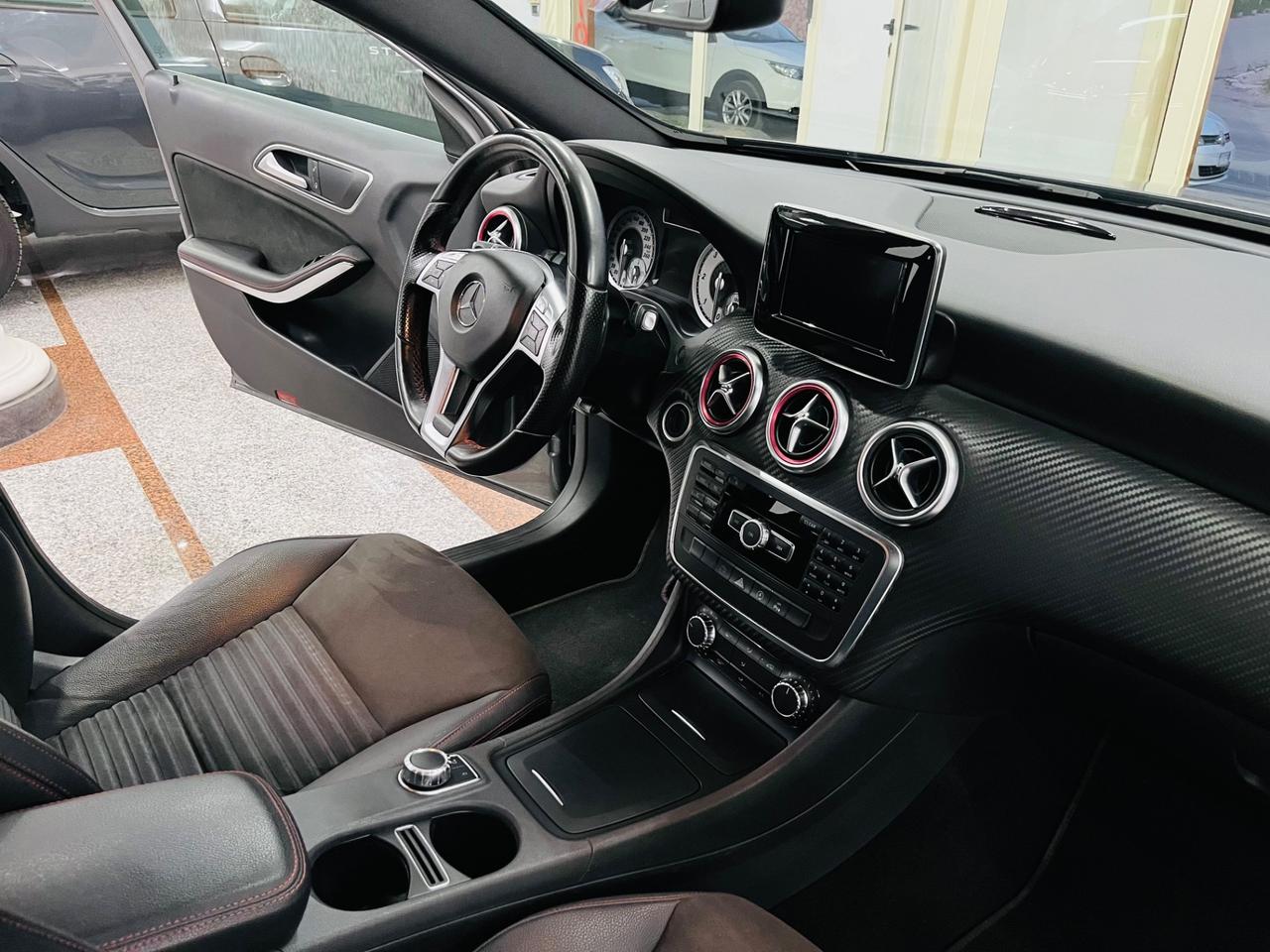 Mercedes-benz classe A 180d AMG 109cv anno 2015 Au