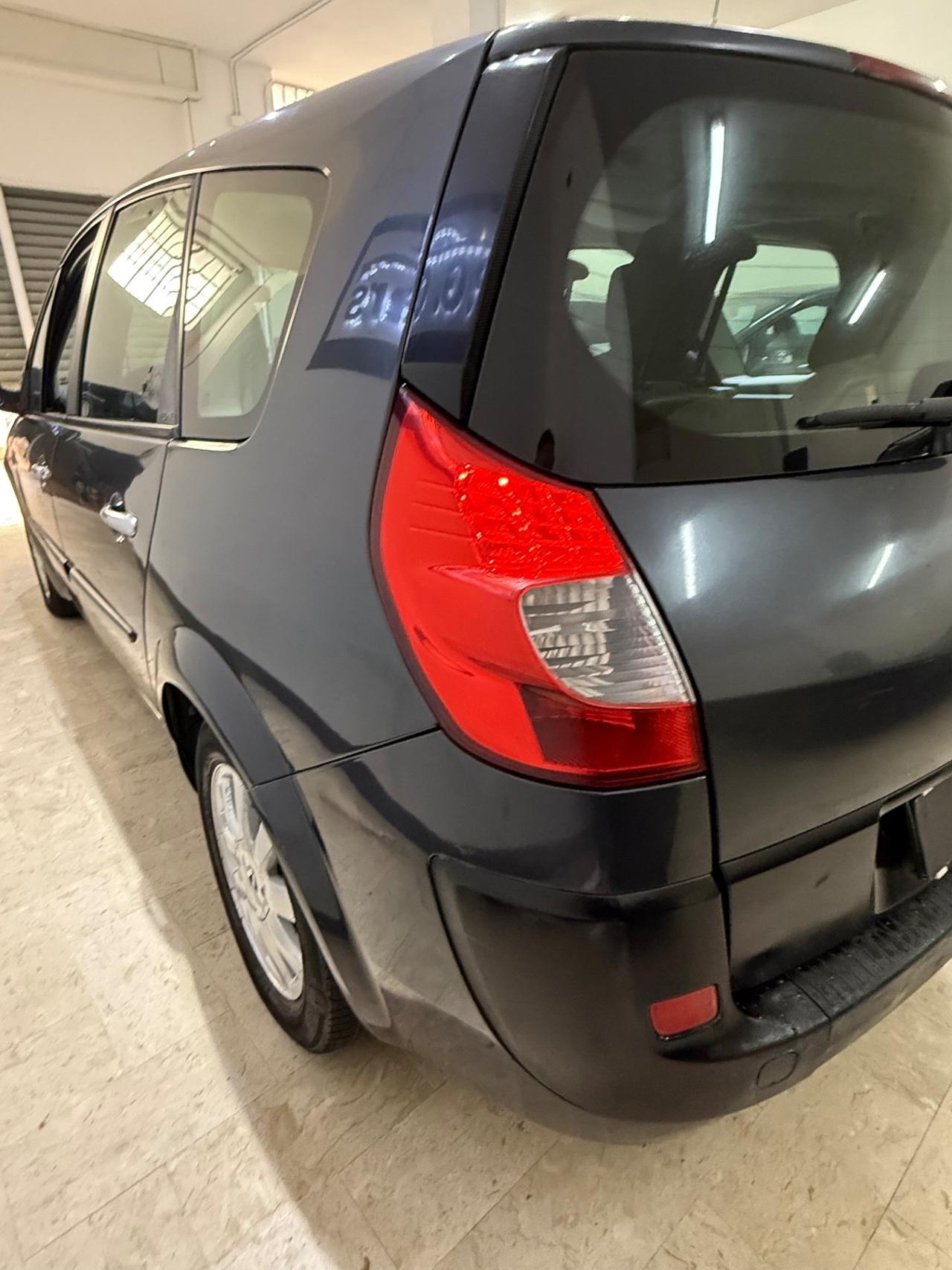 Renault Scenic Grand Scénic 1.9 dCi/130CV Serie 7 POSTI