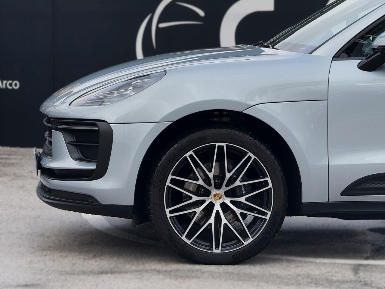 Porsche Macan 2.0 Turbo Benzina 265CV TETTO PASM