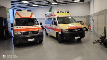 AMBULANZA VOLKSWAGEN 4X4 TRANSPORTER 2014/2006