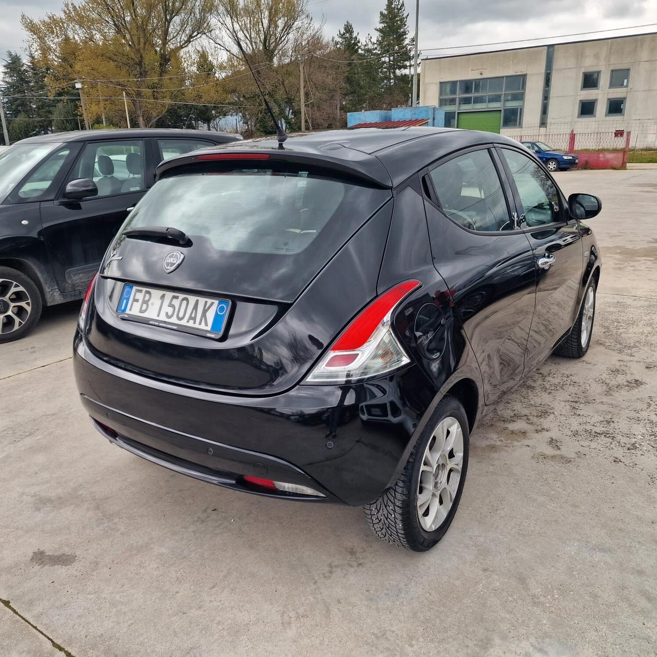 Lancia Ypsilon 1.3 MJT 16V 95 CV 5 porte S&S Gold UNICA PROPRIETARIA