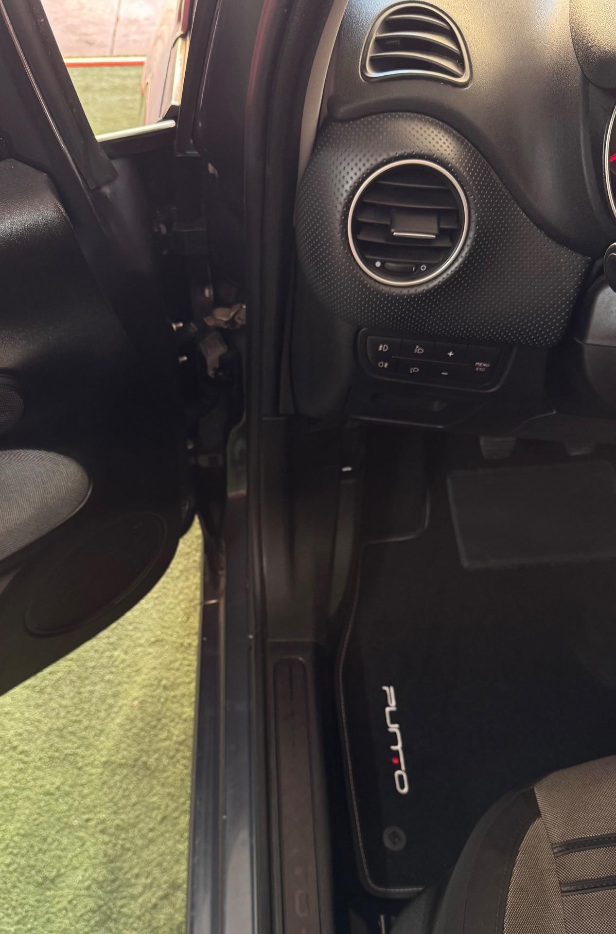 FIAT PUNTO EVO ,100000 CHILOMETRI,UNICO PROPRIETARIO