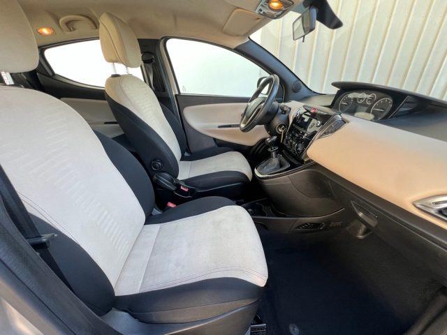 LANCIA Ypsilon 1.2 69 CV 5 porte GPL Ecochic Gold