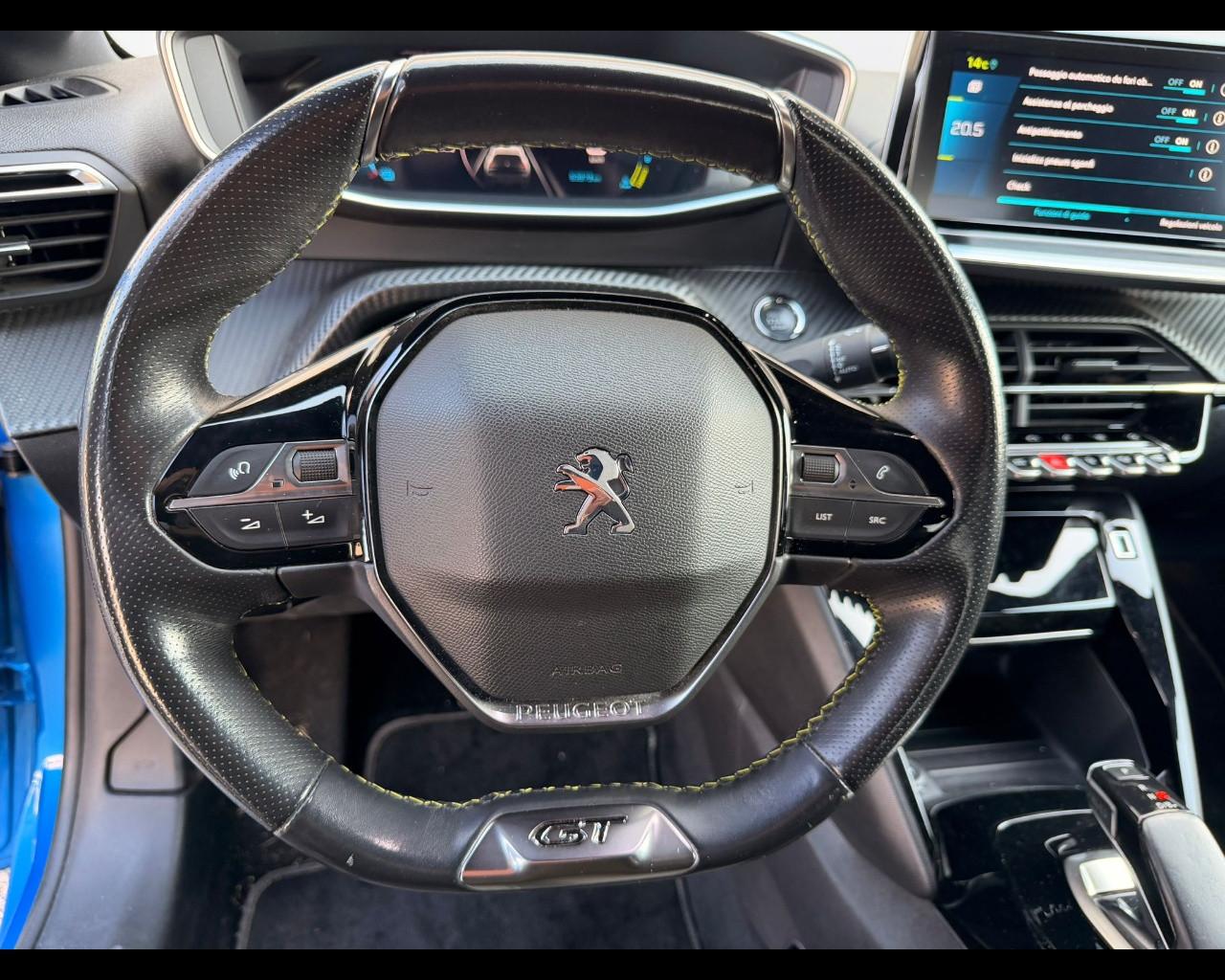 PEUGEOT 208 II - e-208 GT Line 100kW