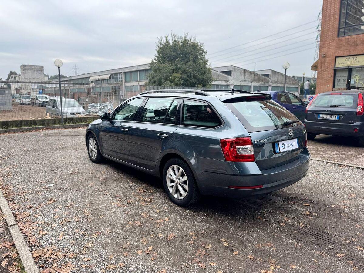 Skoda Octavia Wagon 1.5 g-tec Executive 130cv dsg
