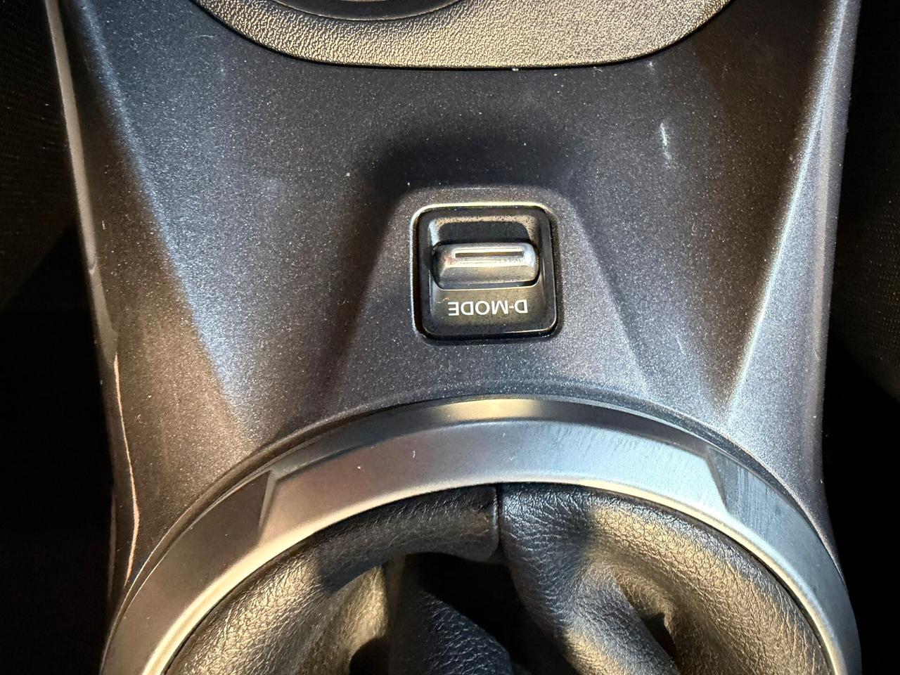 Nissan Juke 1.0 DIG-T 114 CV N-Connecta