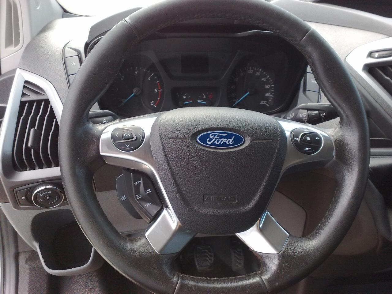Ford Transit Custom 2.0tdci P.LUNGO - 2017