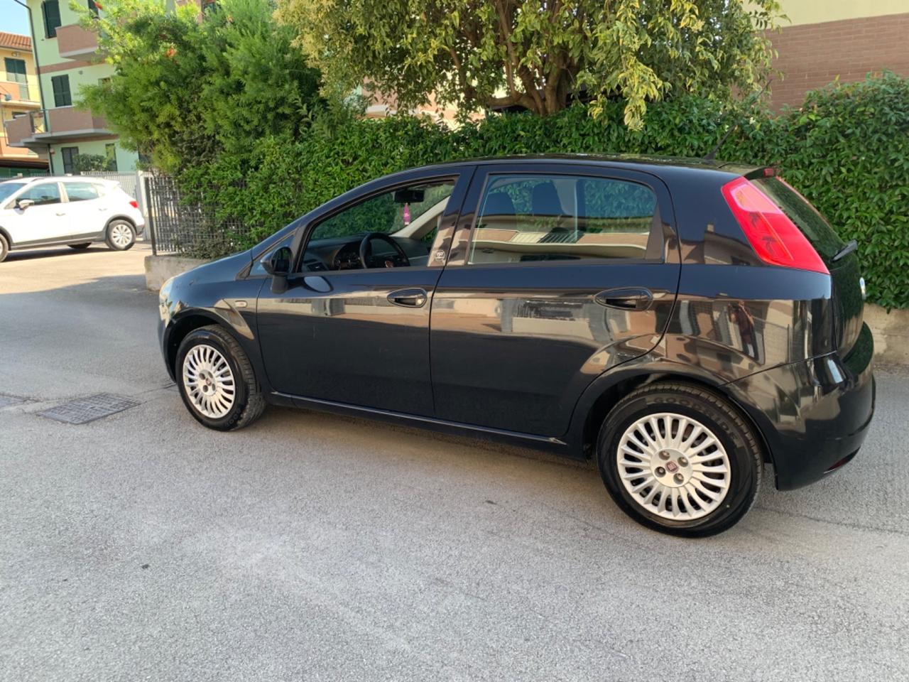 Grande Punto 1.4 natural GPL di SERIE FIAT
