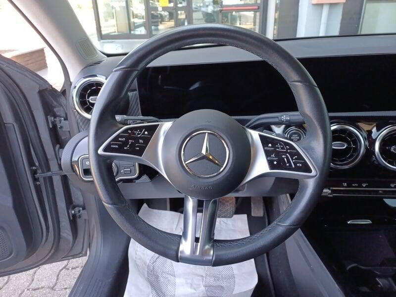 Mercedes-Benz Classe A A 180 d Progressive Advanced