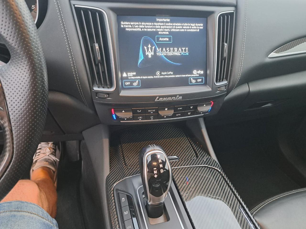 MASERATI LEVANTE 3.0 D 250 CV Q4 GRANSPORT