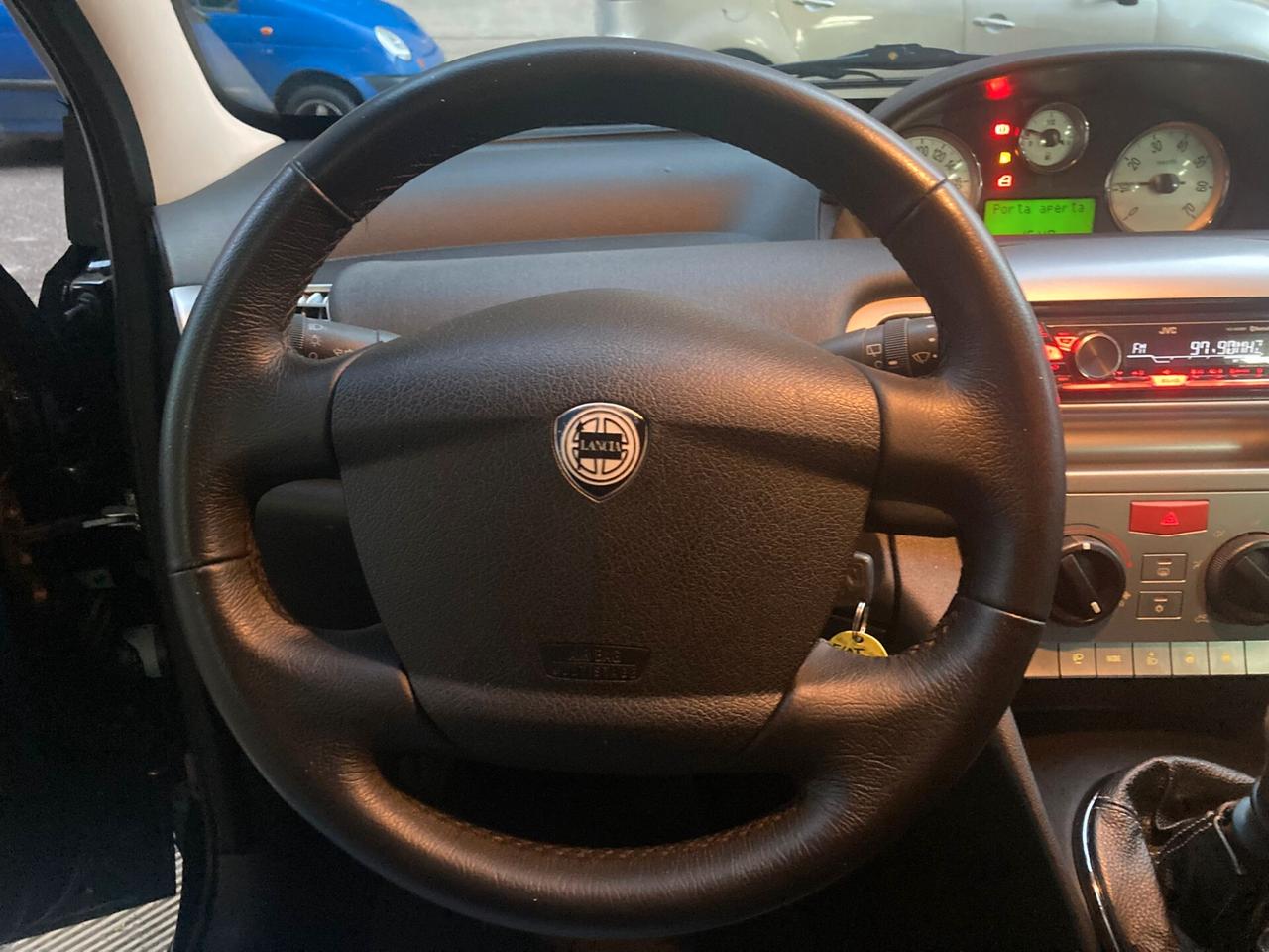 Lancia Ypsilon 1.2 - IDEALE X NEOPATENTATI - 2007