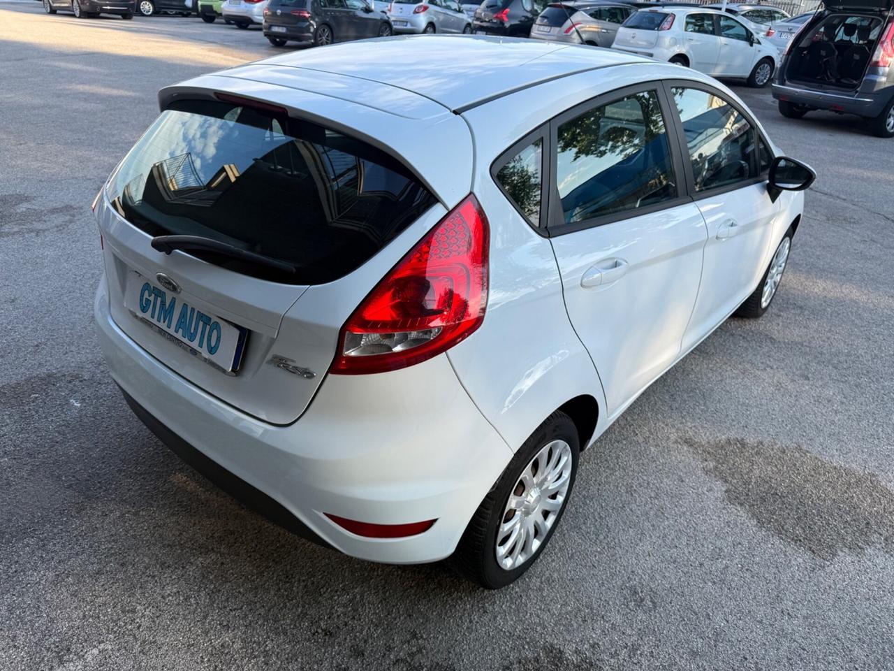 Ford Fiesta 1.4 5 porte Bz.- GPL - Neopatentati