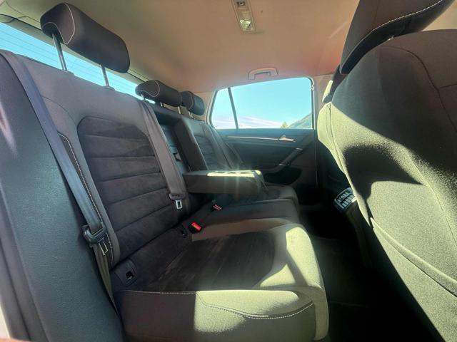 VOLKSWAGEN Golf Business 2.0 TDI DSG 5p. Highline BlueMotion Tech.