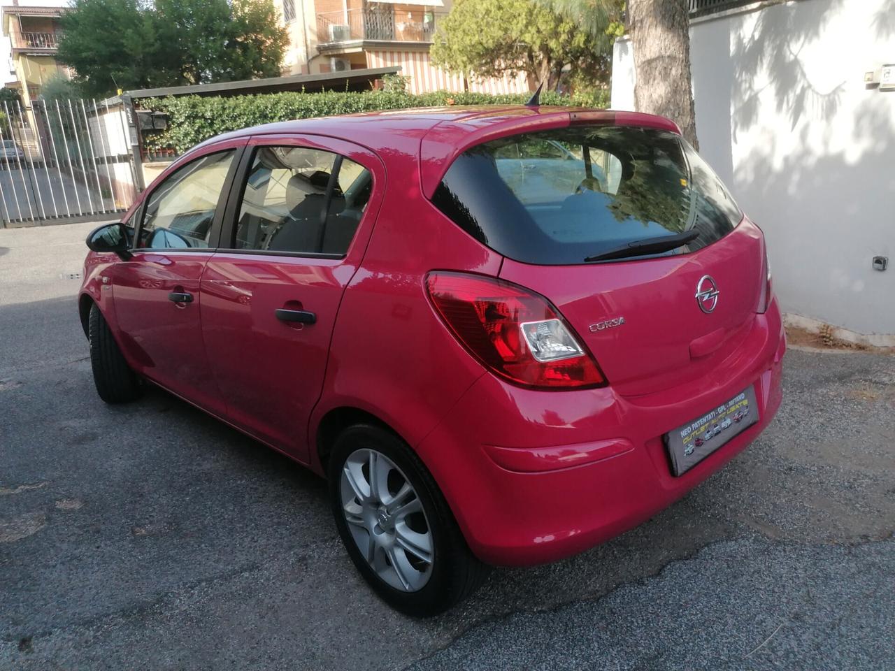 Opel Corsa 1.4 16V 5 porte Sport