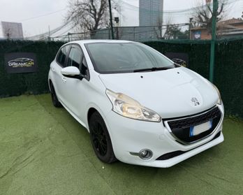 Peugeot 208 2013 1.2 BENZINA NEOPATENTATI 5 PORTE