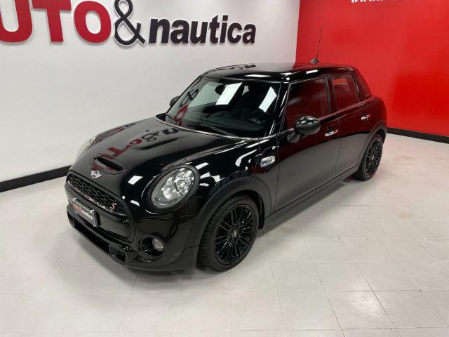 MINI Cooper SD 2.0 Cooper SD Business 5 porte