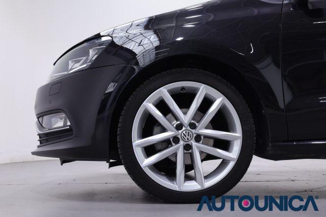 VOLKSWAGEN Polo 1.4 TDI 90 CV DSG 5 PORTE HIGHLINE
