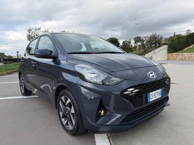 HYUNDAI i10 1.0 MPI AUTOMATICA CONNECTLINE+VIRTUAL+NAVI+PDC