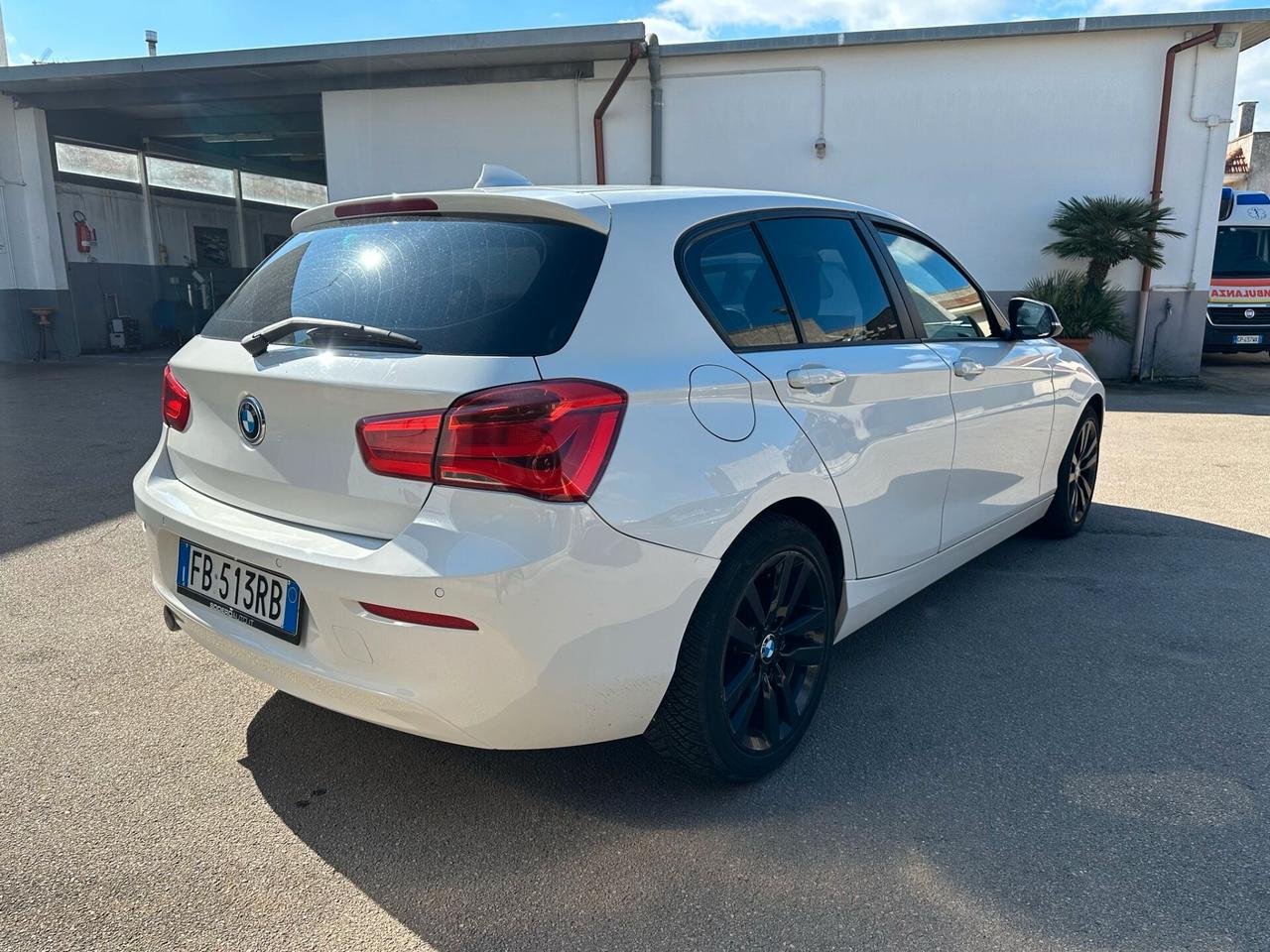 Bmw 116 116d 5p. Sport