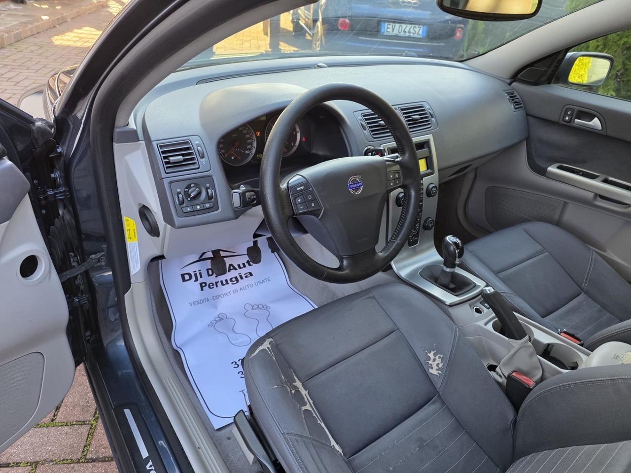 Volvo S40 2.0 D cat Summum