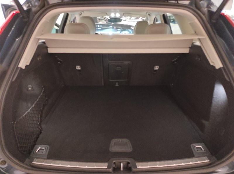 VOLVO XC60 (2017-->) - XC60 B4 (d) automatico Core