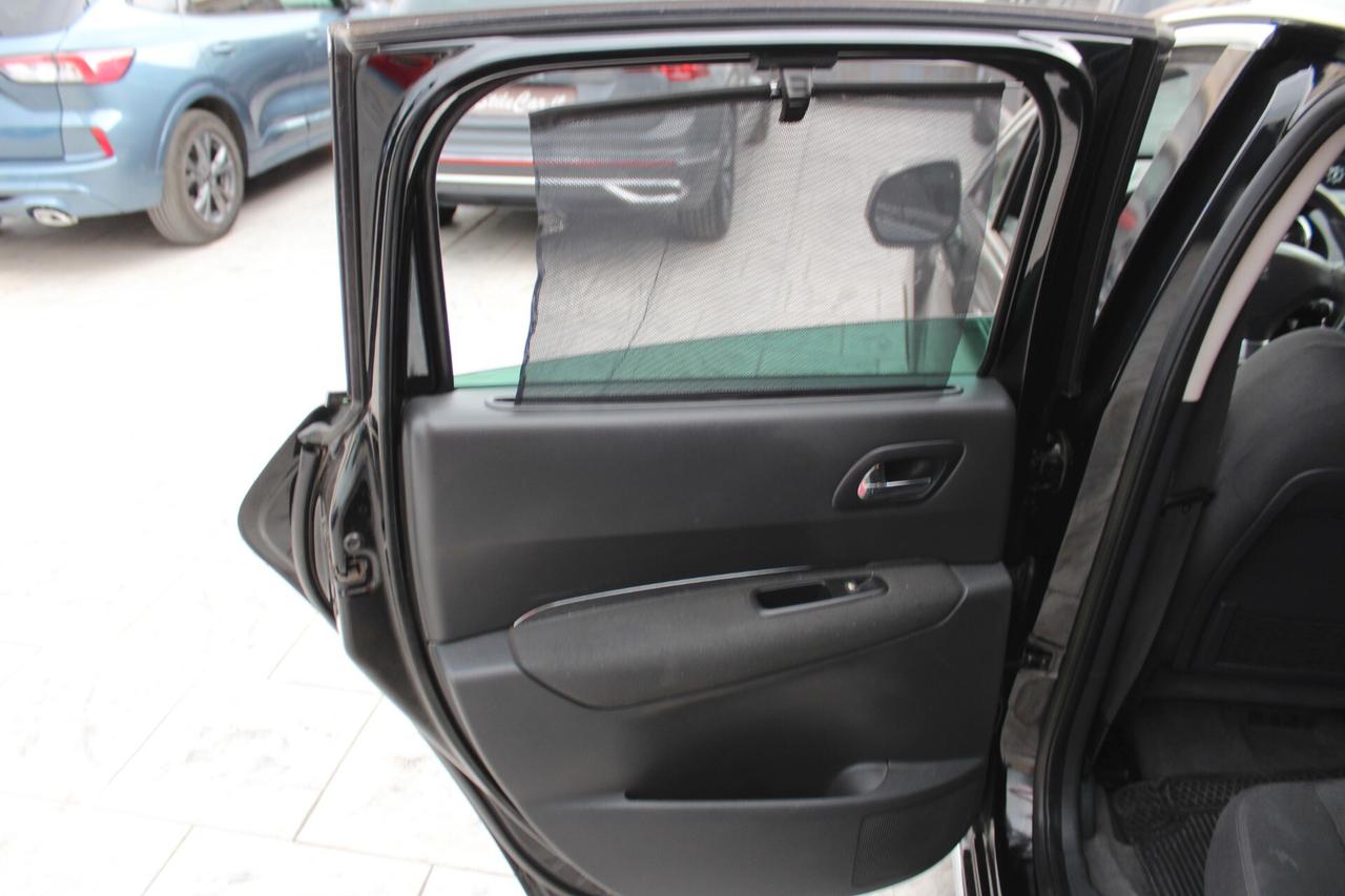 Peugeot 3008 1.6 HDi 115CV Style