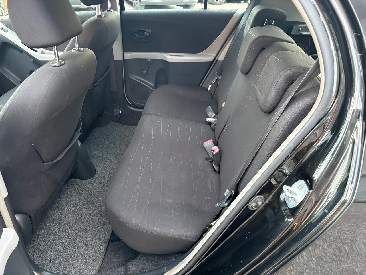 Toyota Yaris 1.0 Benz 51kw -Unico Proprietario