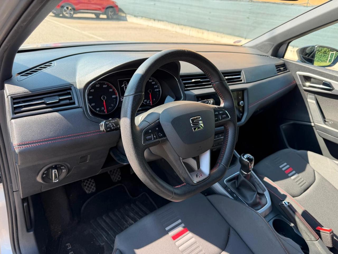 SEAT Arona 1.0 TGI FR - NAV. - NEOP. - 12 MESI DI GARANZIA -