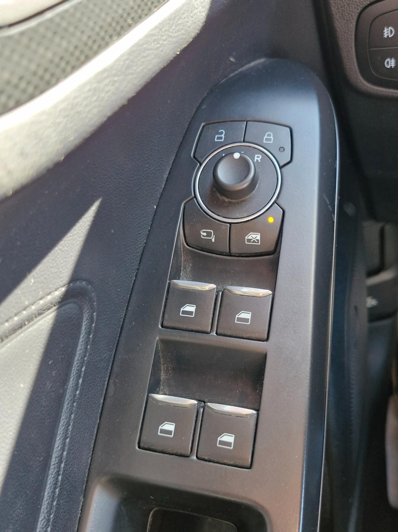 Ford Focus 1.5 EcoBlue 120 CV automatico SW ST-Line