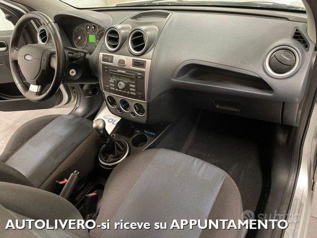 FORD Fiesta 1.6 TDCi 90cv 5porte