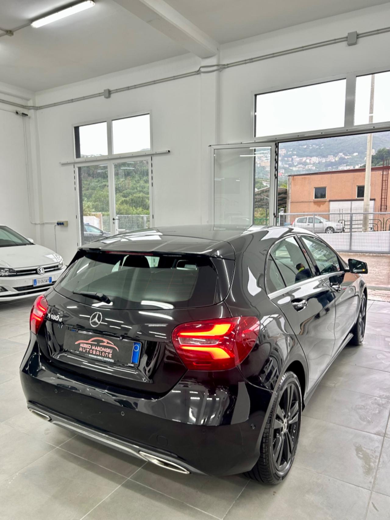 Mercedes CLASSE A Sport 2018 finanziabile