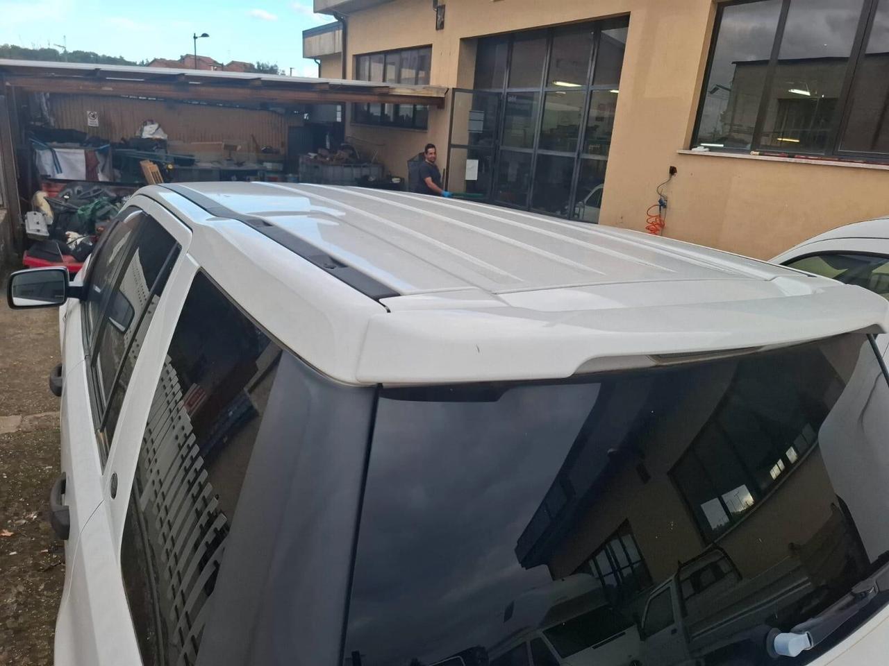 Land Rover Freelander 2.2 TD4 S.W. SE