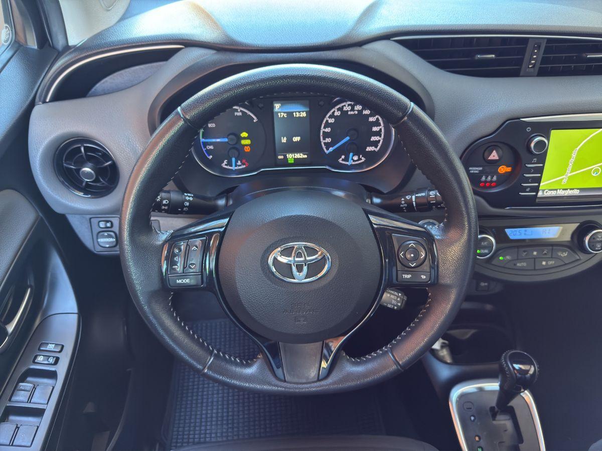 TOYOTA - Yaris - 1.5 Hybrid 73CV 5p.Trend "Platinum Ed."