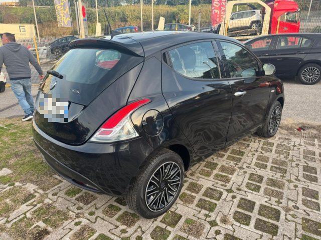 LANCIA Ypsilon 1.0 FireFly 5 porte S&S Hybrid Gold