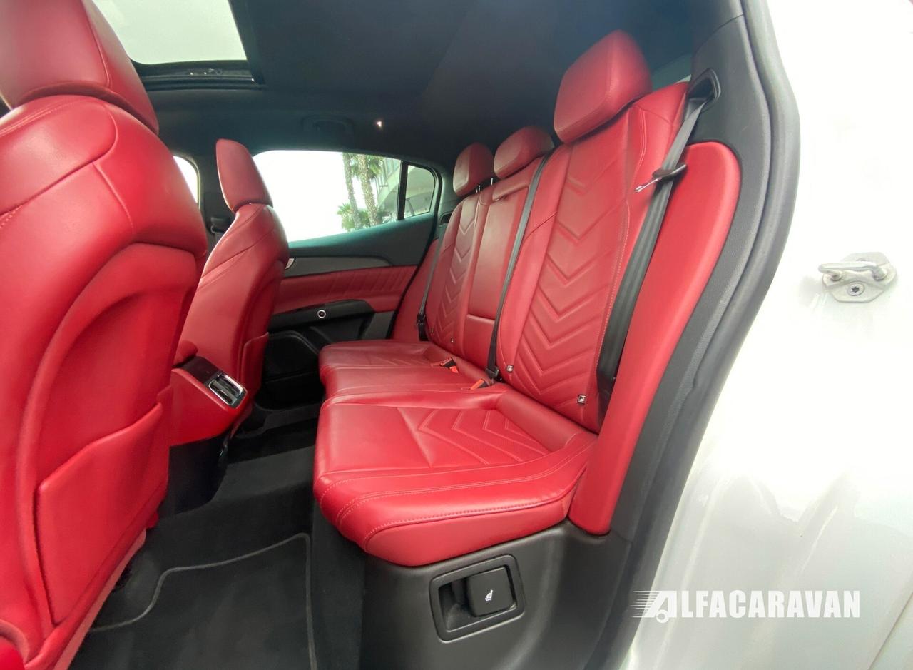 Maserati Grecale 3.0 V6 Trofeo 530cv auto