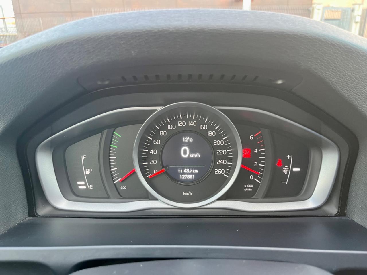 Volvo V60 2.0d 120cv 2016 127.000km euro6 perfetta