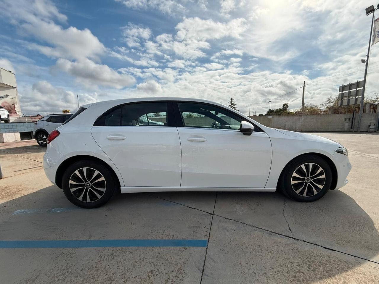 MERCEDES CLASSE A 180 D AUTOMATIC BUSINESS EXTRA