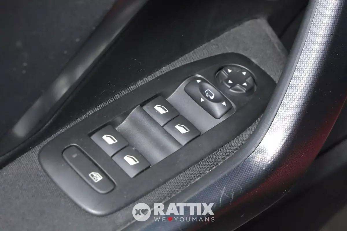 Peugeot 2008 1.2 Puretech Turbo 110CV Allure
