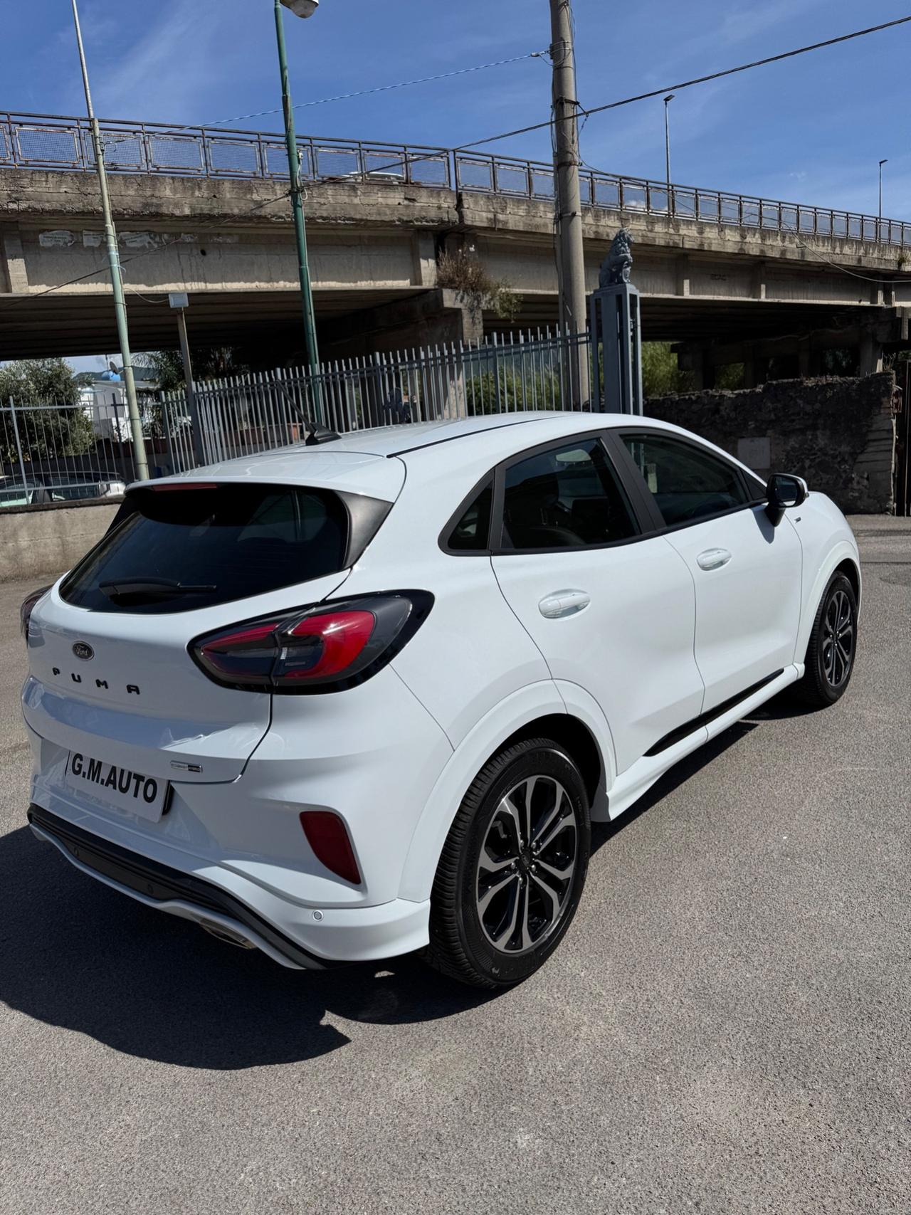 Ford Puma 1.0 EcoBoost Hybrid 125 CV S&S ST-Line