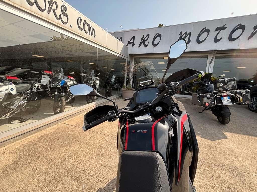 Moto Morini X-Cape 700 nuova pronta consegna a 74 euro al mese