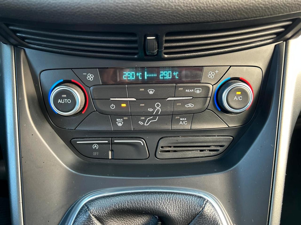 Ford Kuga 1.5 TDCI 120 CV S&S 2WD Business