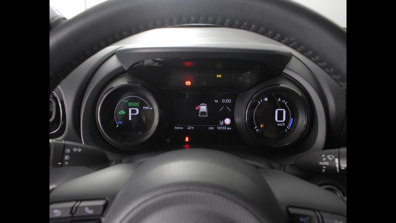 TOYOTA Yaris IV 2020 - Yaris 1.5h Lounge