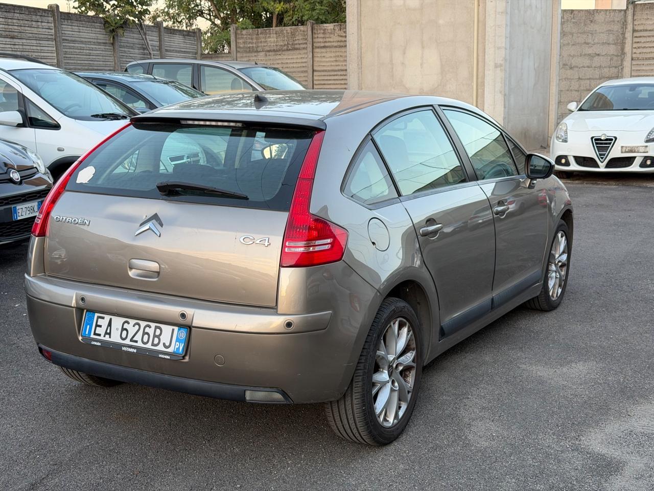 Citroen C4 1.4 VTi 95 Attraction