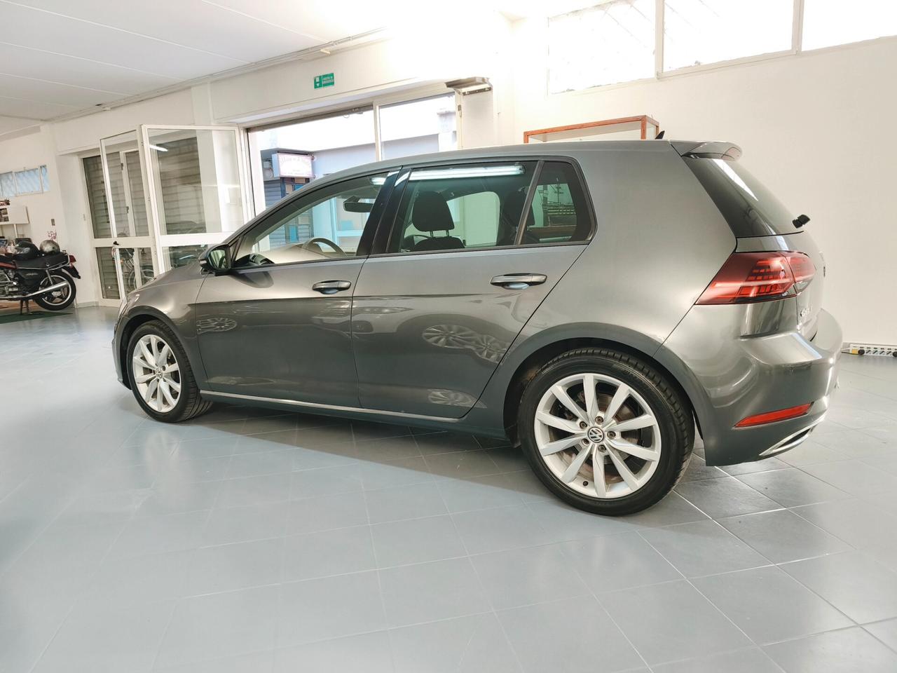 Volkswagen Golf 1.6 TDI 115 CV DSG -B.E.L.L.I.S.S.I.M.A.-