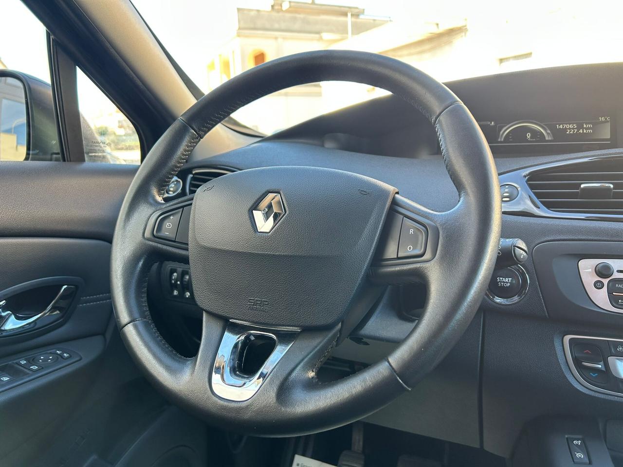 Renault Scenic XMOD 1.5 DCI 110Cv NAVI- 2013