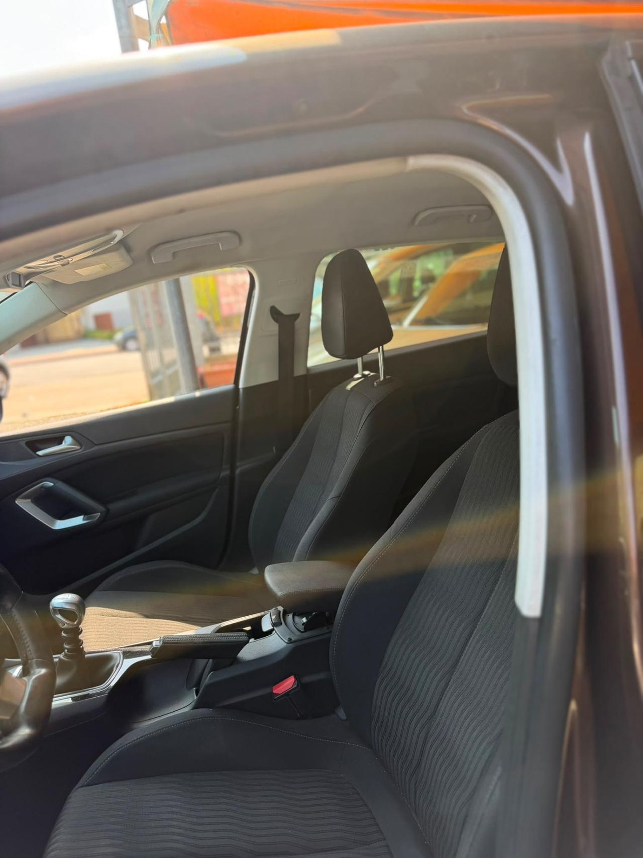Peugeot 308 1.6 THP 125 CV Allure