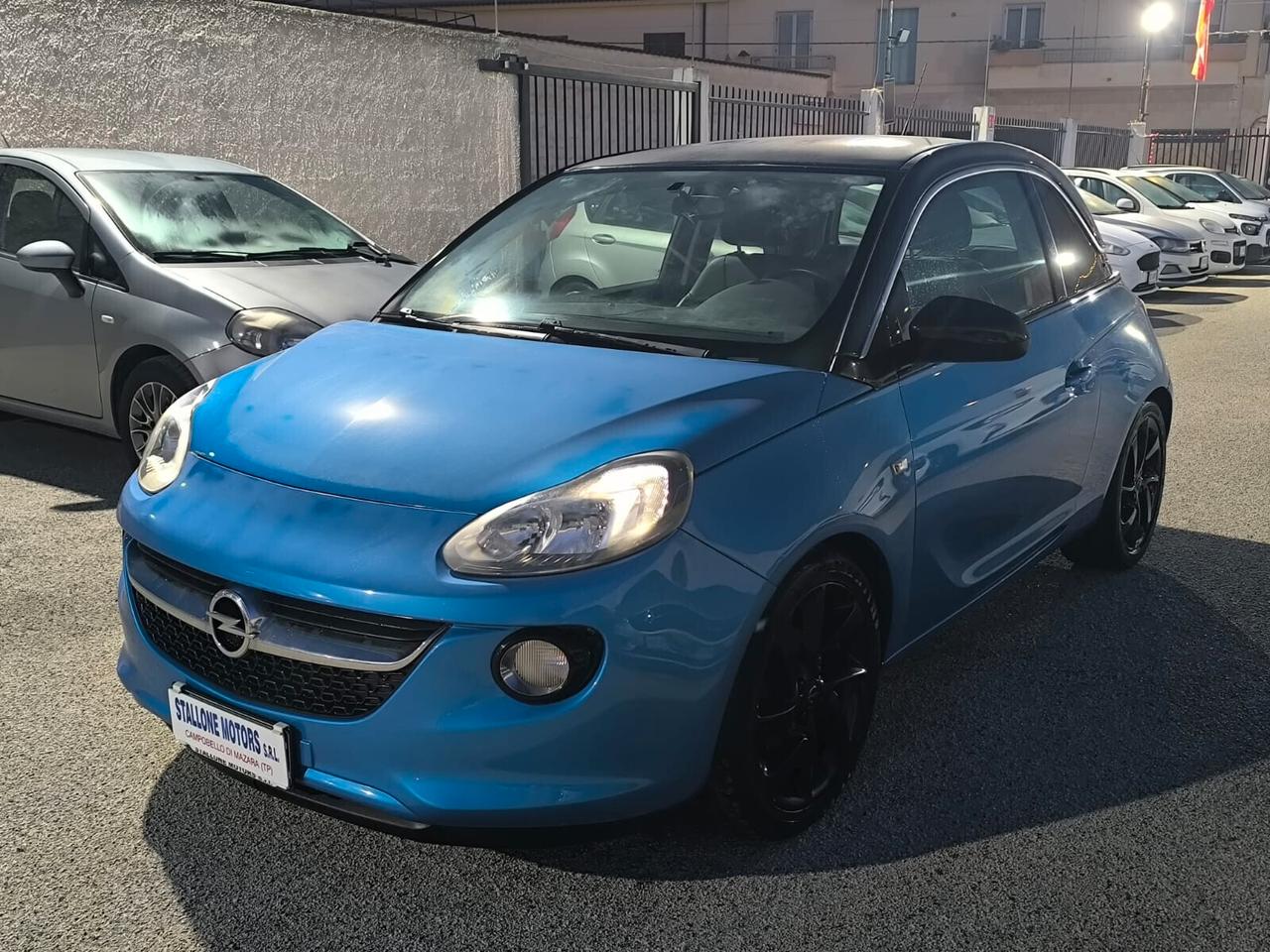 Opel Adam 1.2 70 CV Slam 2015