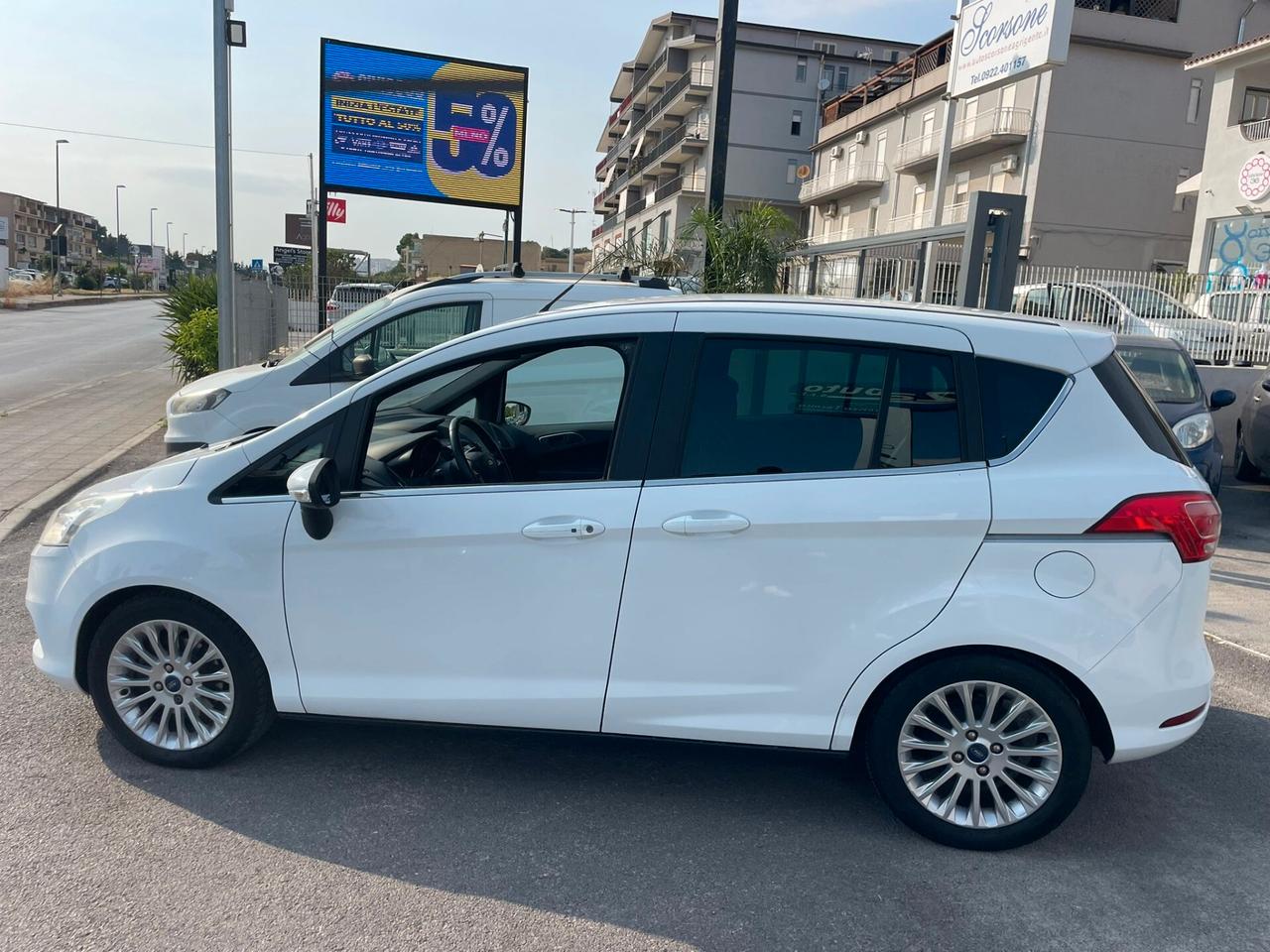 Ford B-Max 1.4 90 CV GPL Business Titanium