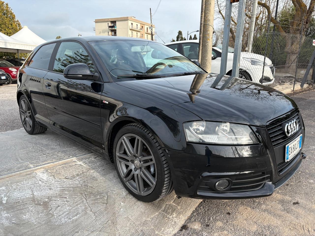 Audi A3 Sline 1.6 TDI 105 CV