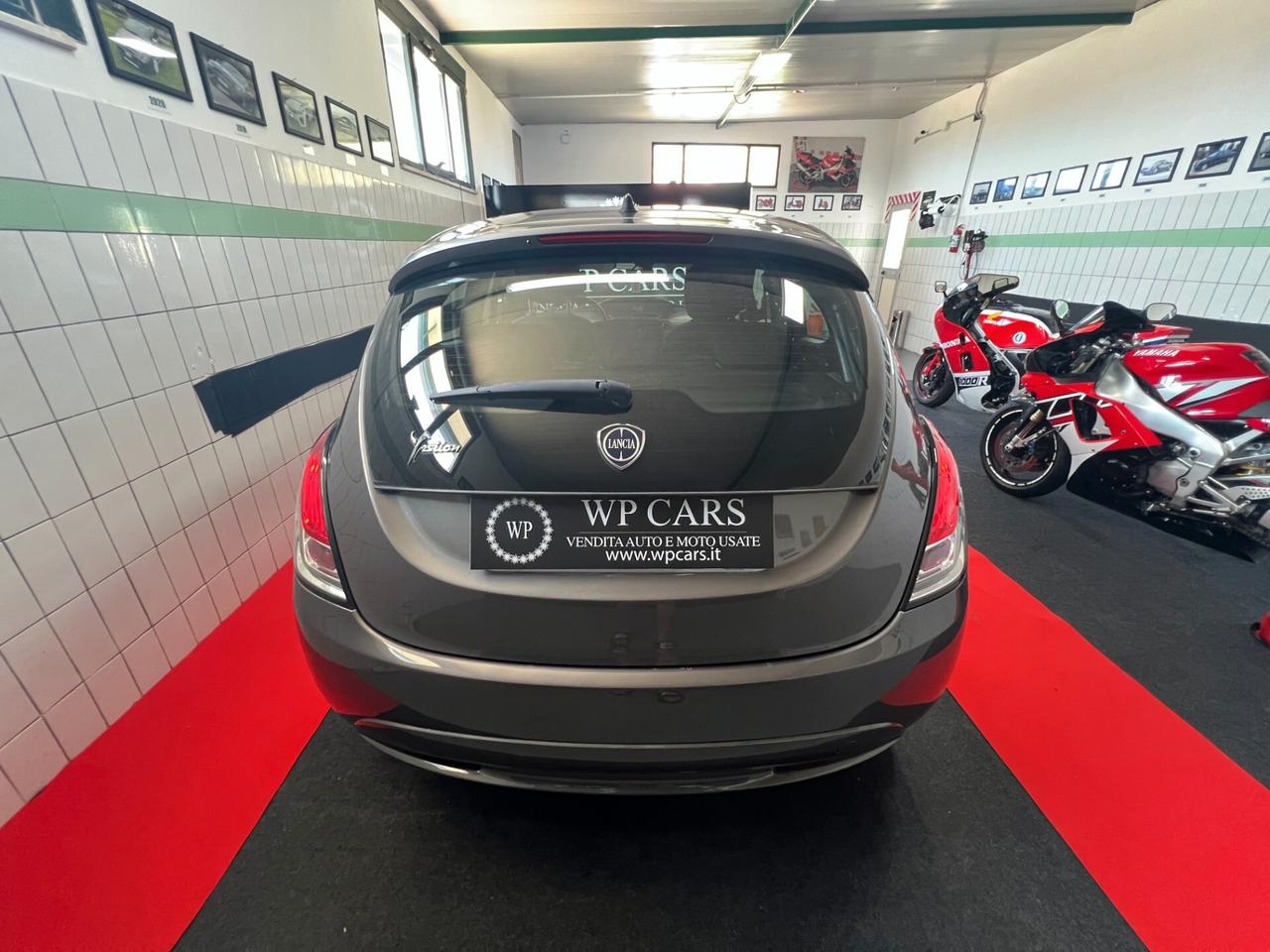 Lancia Ypsilon 1.2 69 CV 5 porte GPL Ecochic Silver